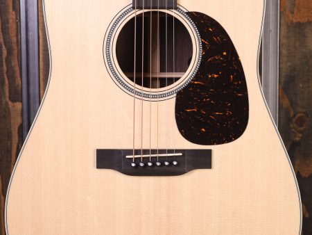 Martin D-16E Rosewood Online now