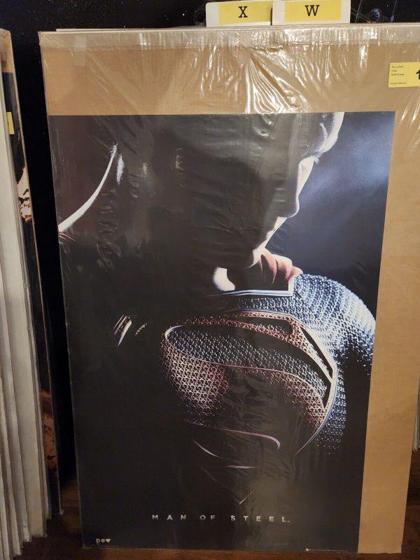 Superman (2013) - Chest Logo - 24x36 Poster Supply