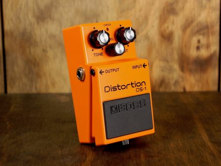 Boss DS-1 Distortion Online