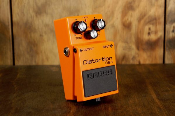 Boss DS-1 Distortion Online