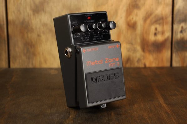 Boss MT-2 Metal Zone Online