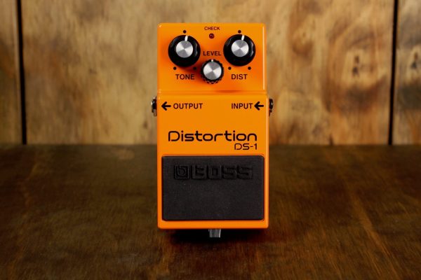 Boss DS-1 Distortion Online